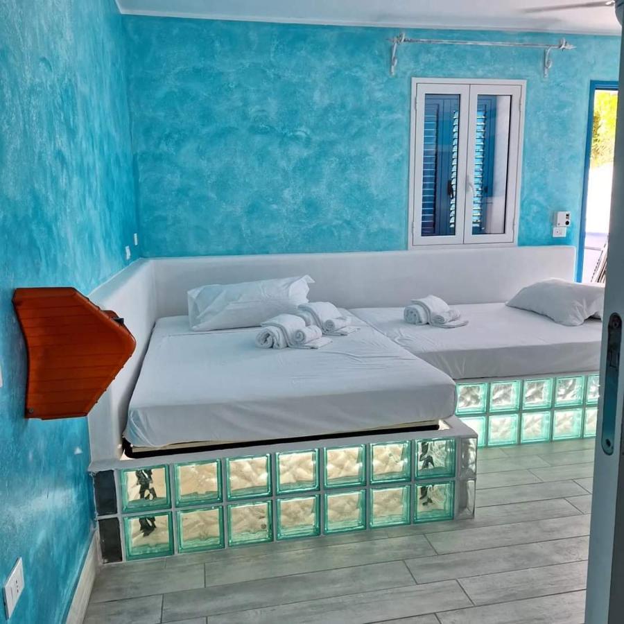 Suite House L'Isola Che Non C'E Fontane Bianche Exteriör bild