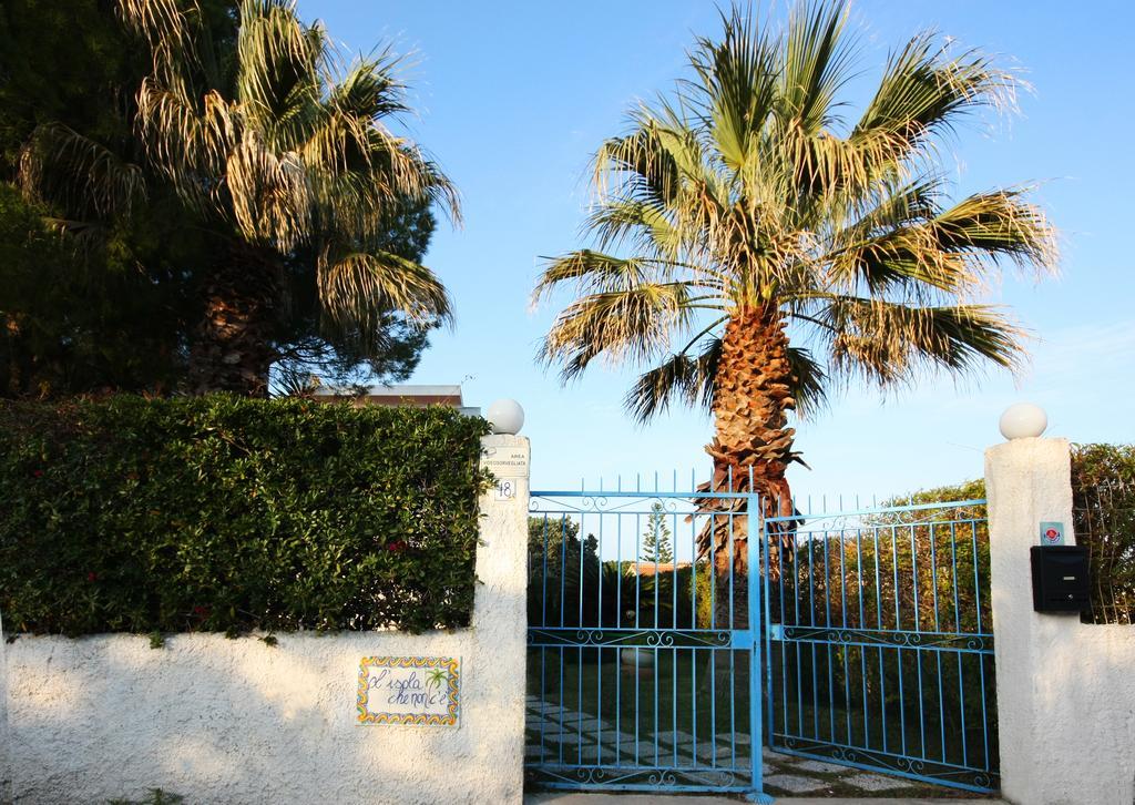 Suite House L'Isola Che Non C'E Fontane Bianche Exteriör bild